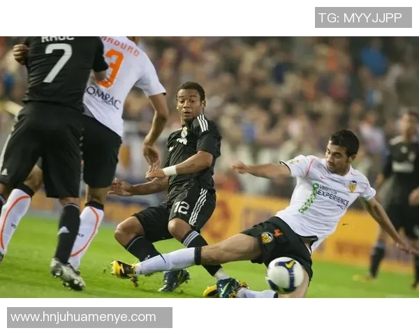 奥斯危与奥厄的较量：谁能在赛场上笑到最后